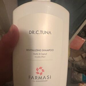 Farmasi Dr. C. Tuna Revitalizing Shampoo